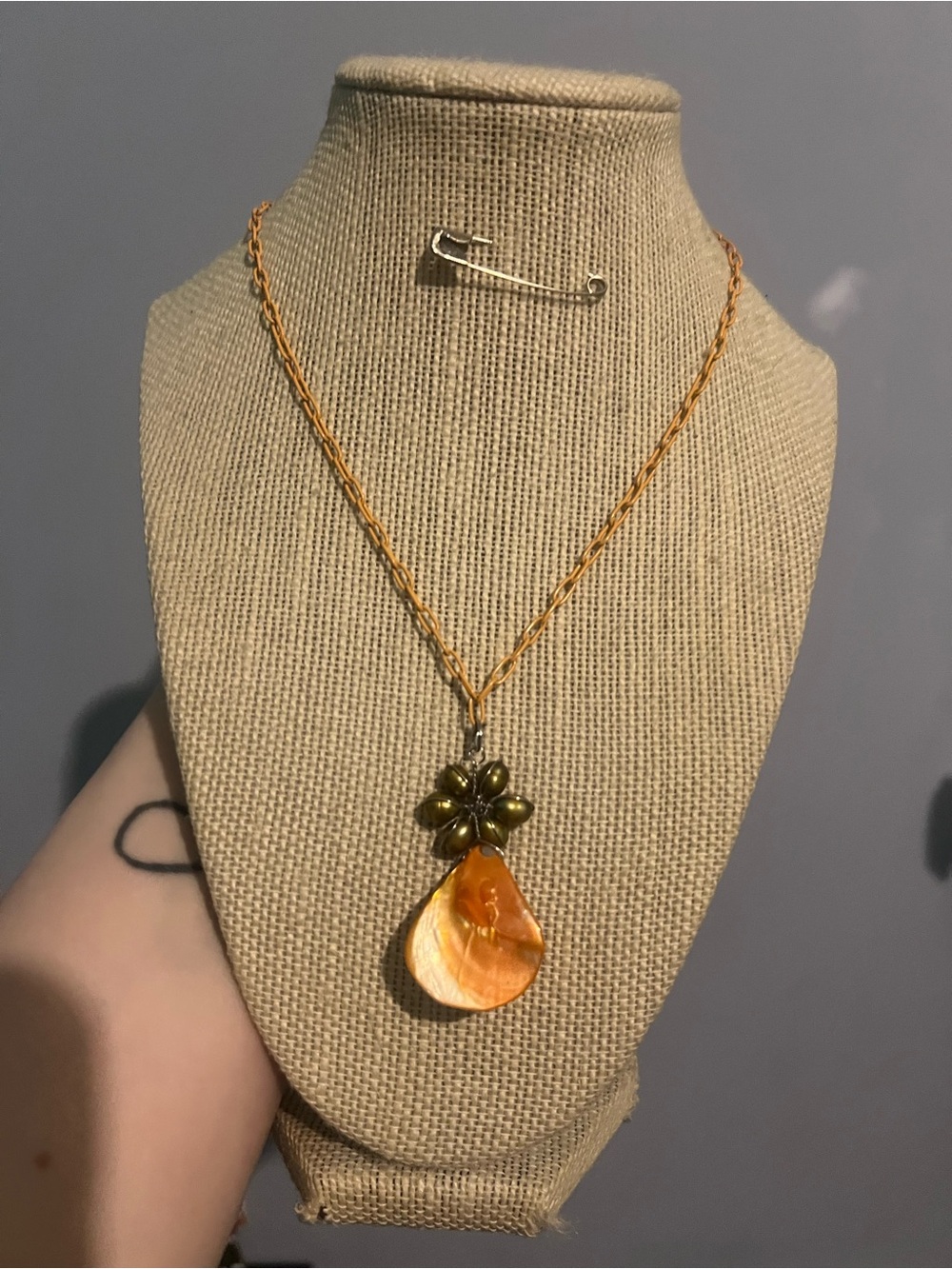 #214. Gold-Tone Necklace with Orange Shell Teardrop and Olive Flower Pendant - Picture 2 of 5